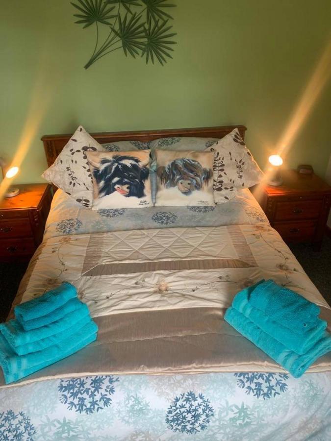 Snowberry Cottages No1 ออนิค ภายนอก รูปภาพ